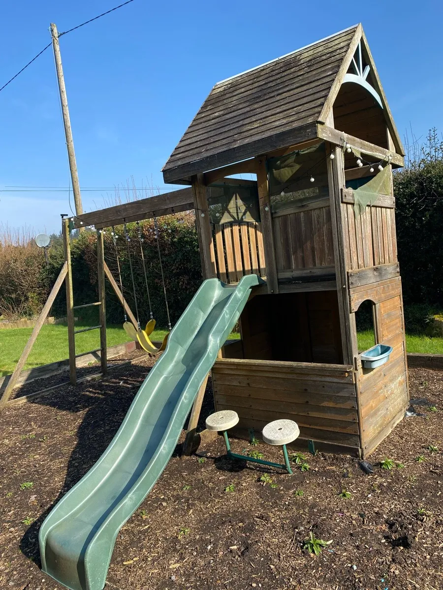 Children’s playhouse, slide & swing set - Image 2