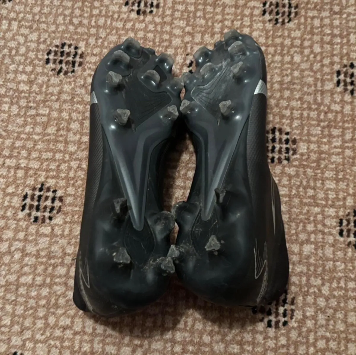 Puma Ultra Match Laceless Boots - Image 4