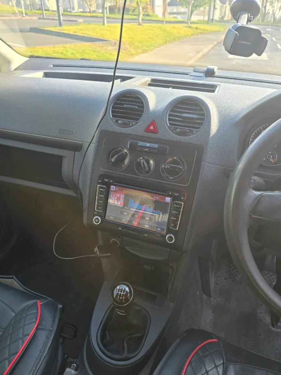 Volgswagen CADDY  1.6 TDI   2014 - Image 3