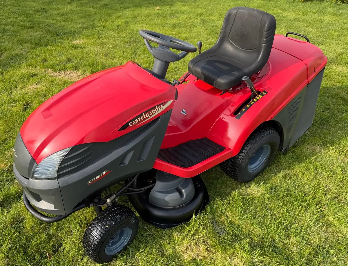 Excellent Castlegarden mower - Image 1