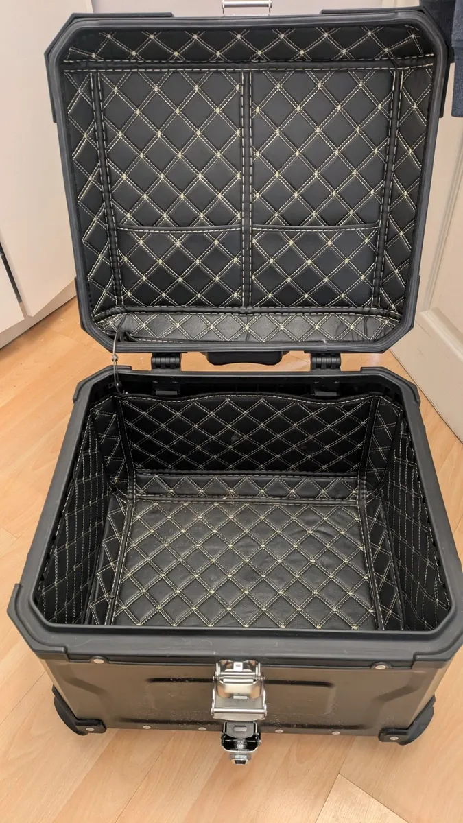 Motorbike TopBox - WANDA - Image 3