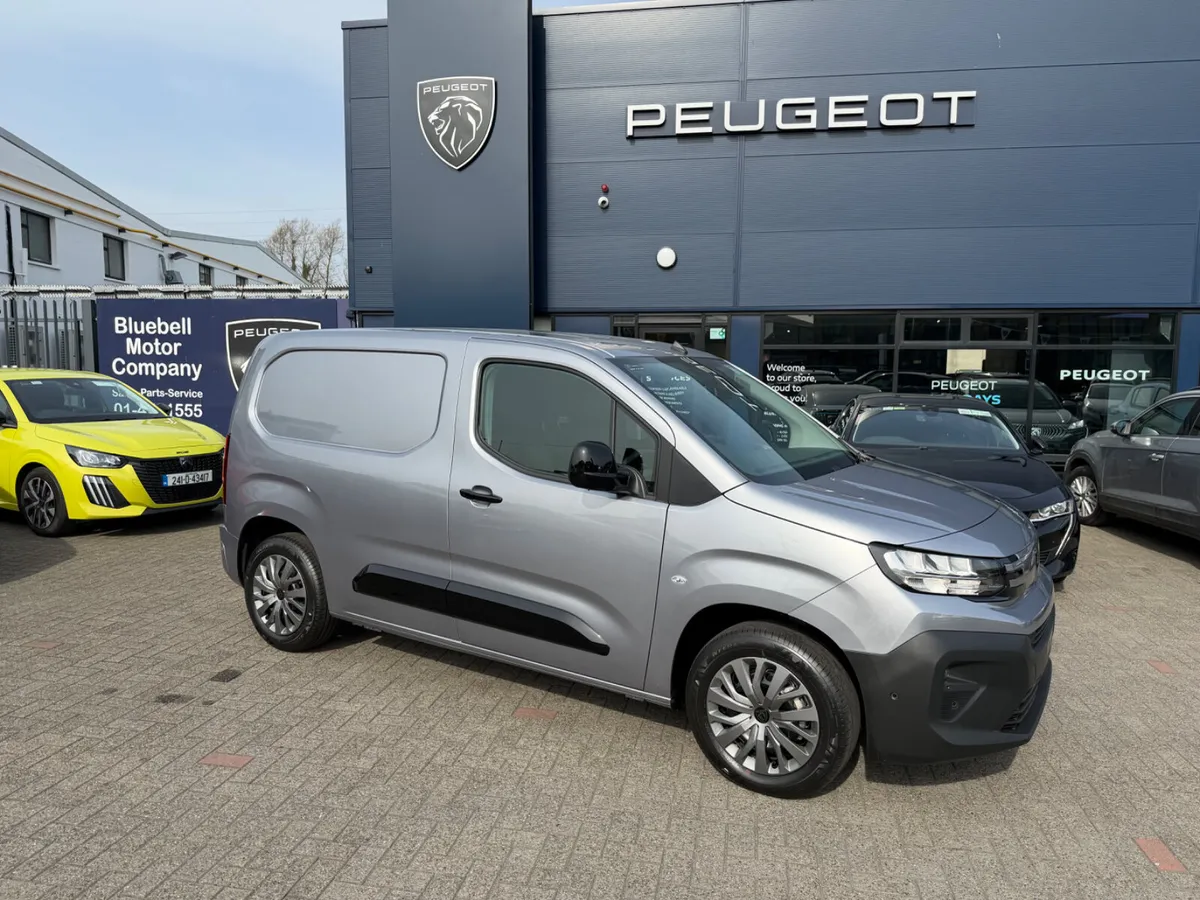 2026 Peugeot Partner Professional Premium - Image 2