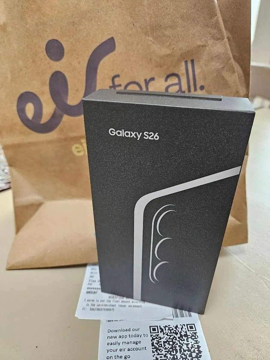 Brand new Samsung S26 with 512gb