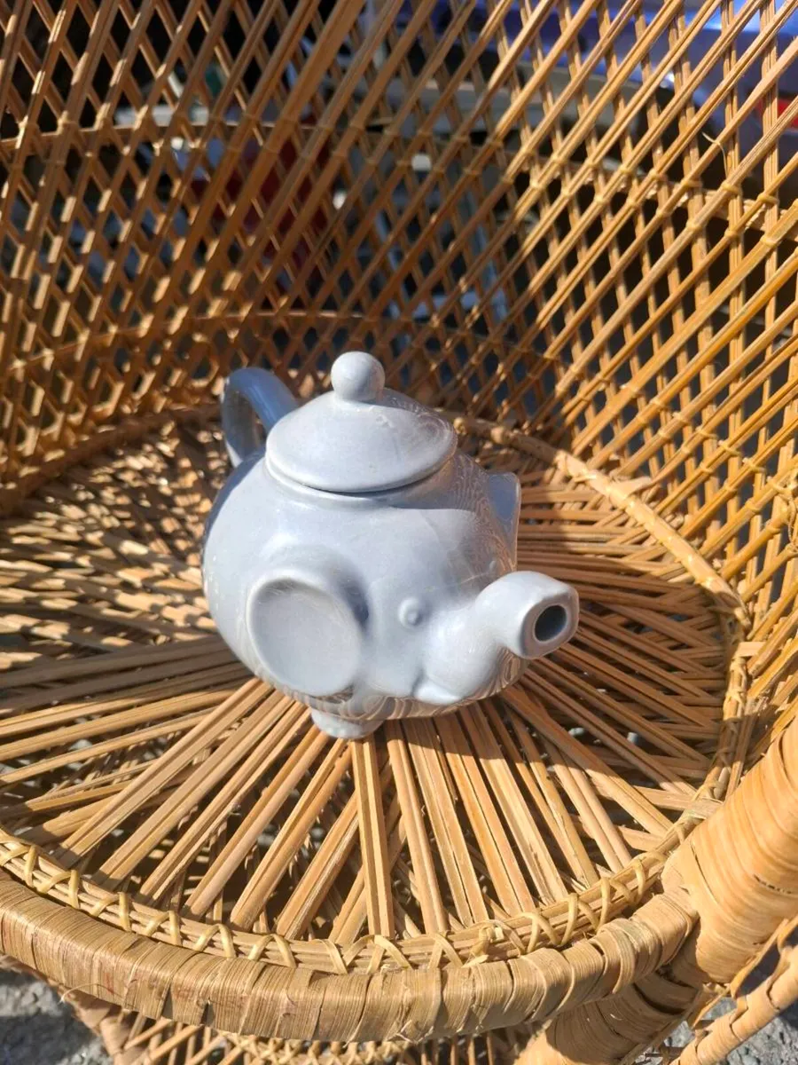Elephant tea pot - Image 2