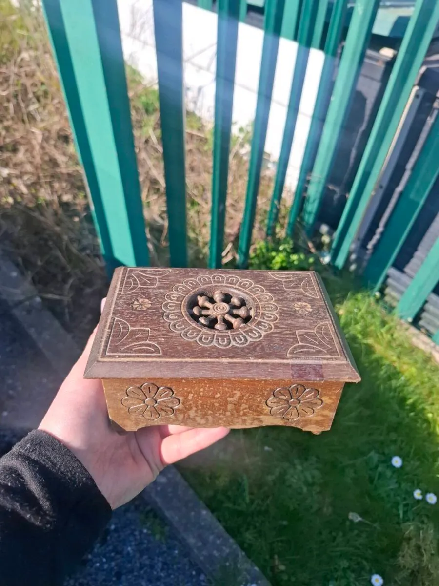 Wood brittany box - Image 1