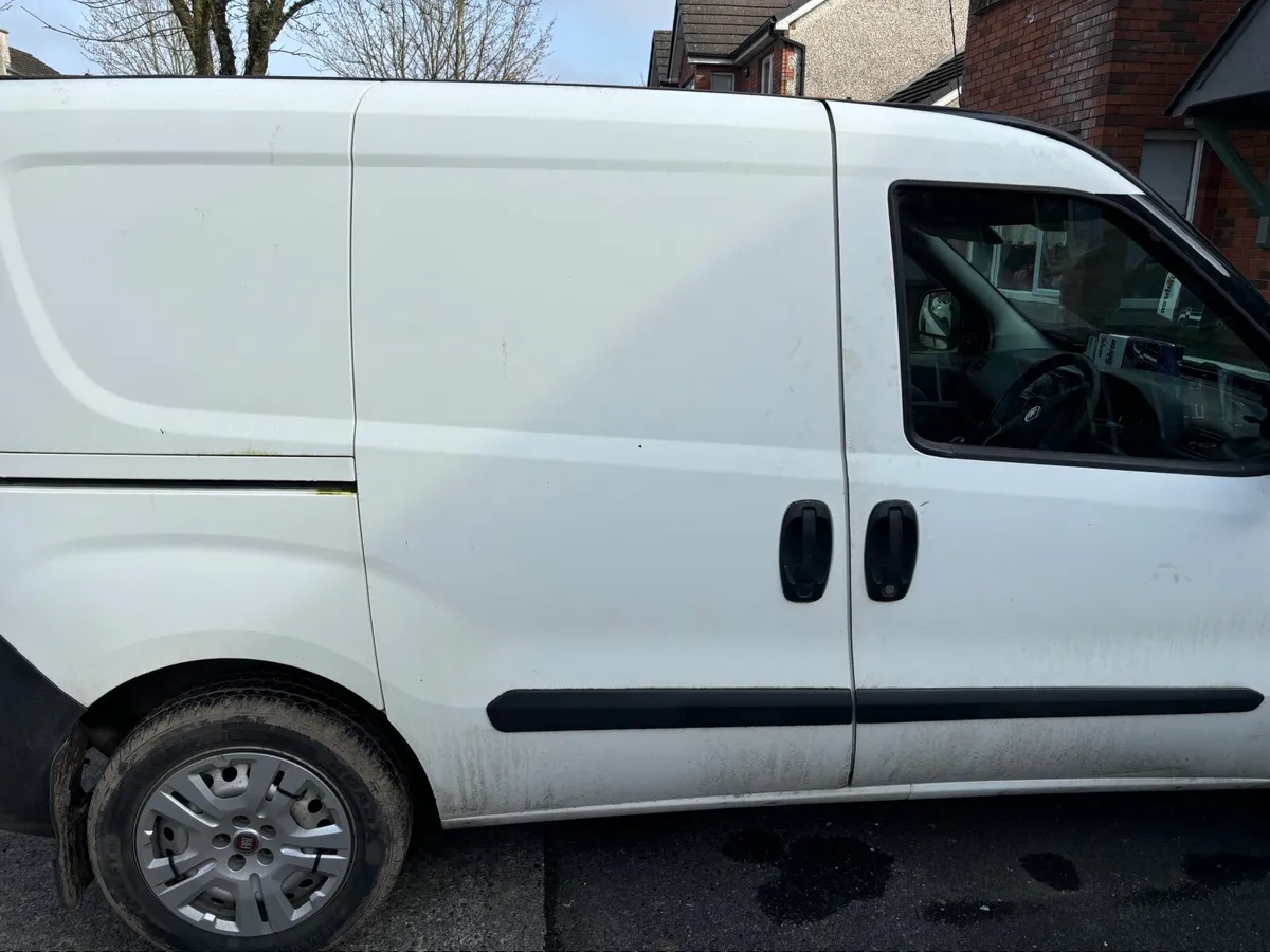 Fiat Doblo 2015 - Image 3