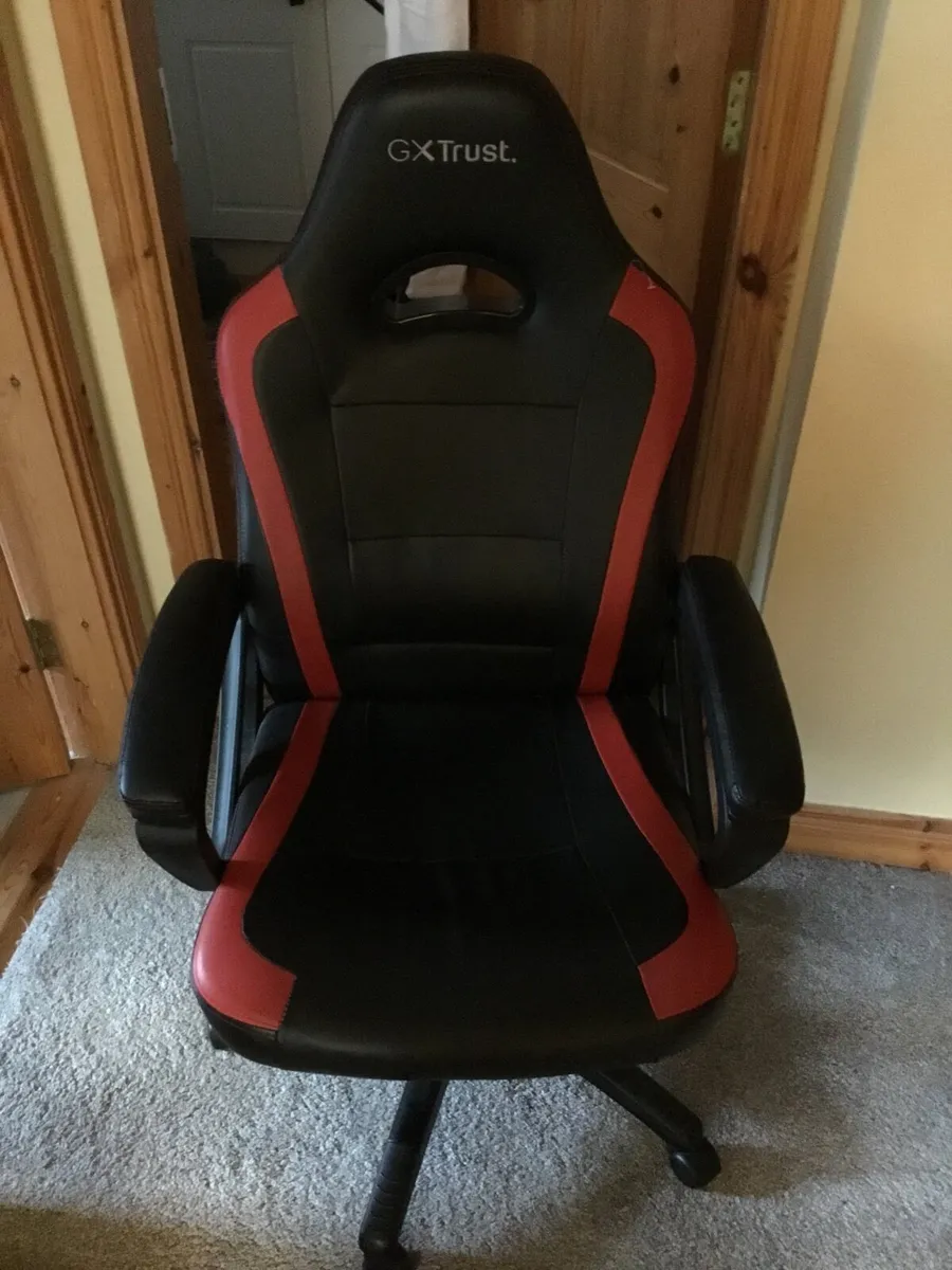Gaming chair - Image 3