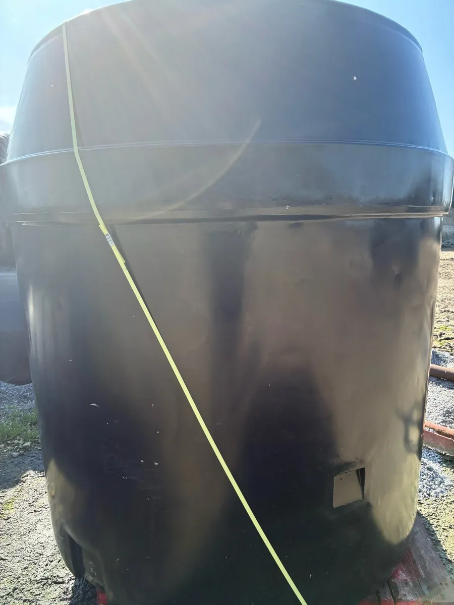 Water tank - Image 2