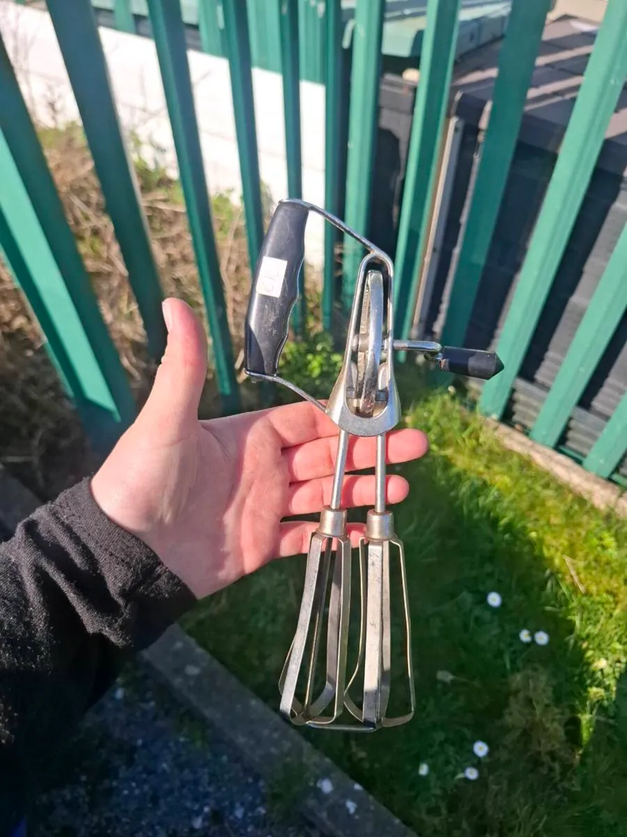 Vintage egg whisk