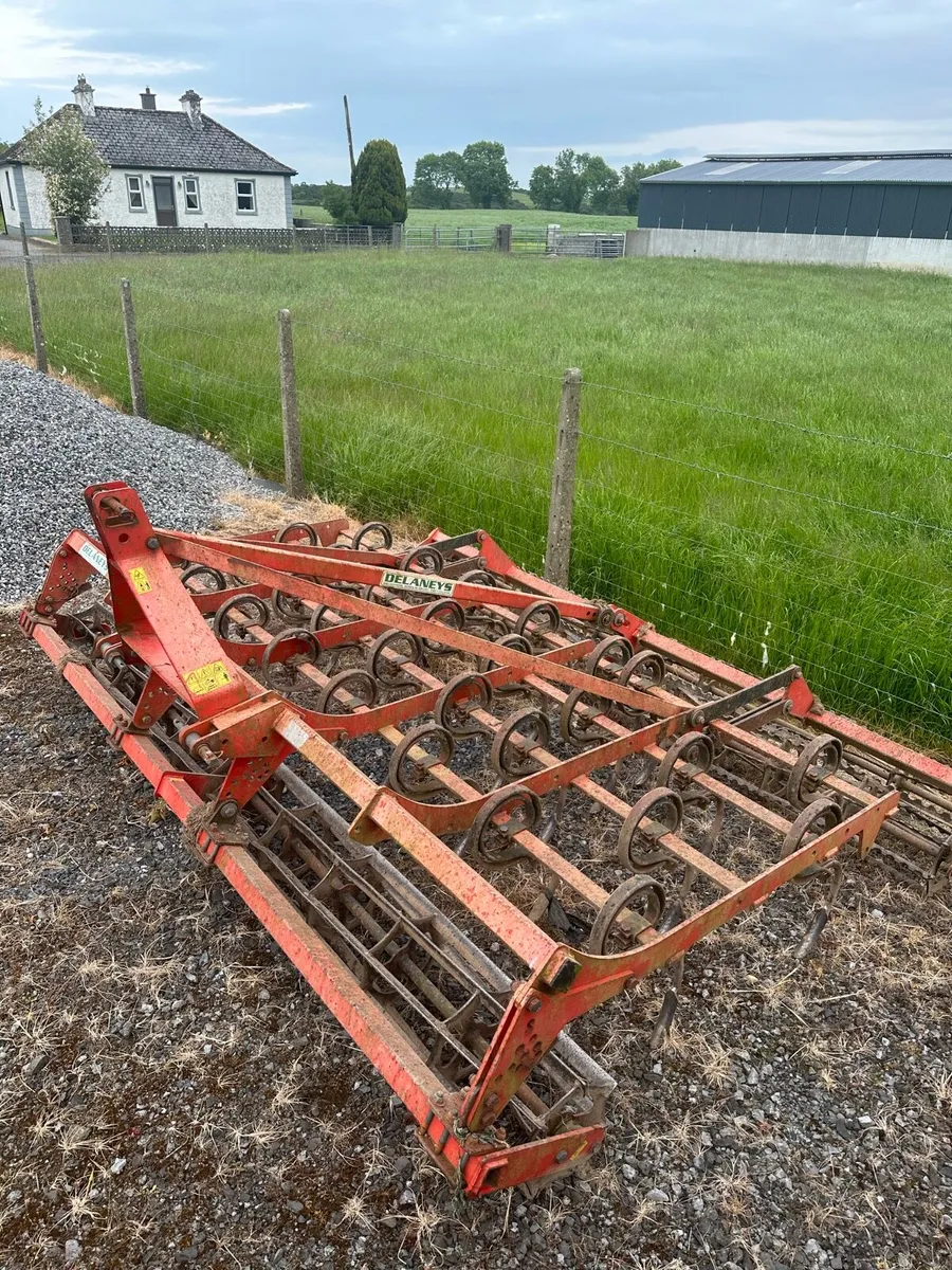 Levelling harrow - Image 1