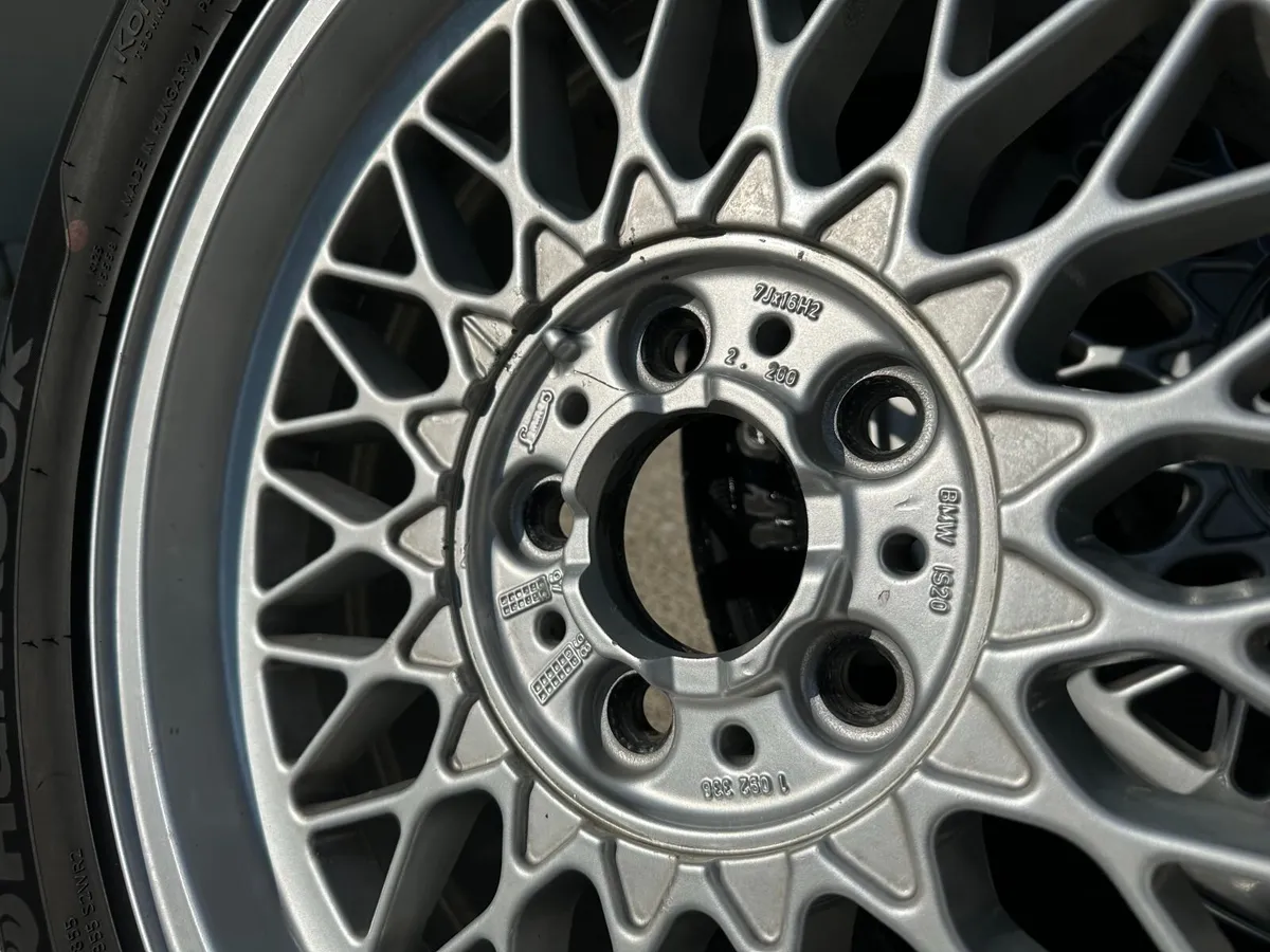 BMW vintage E34 16" & 15" E28 alloy wheels & tyres - Image 1