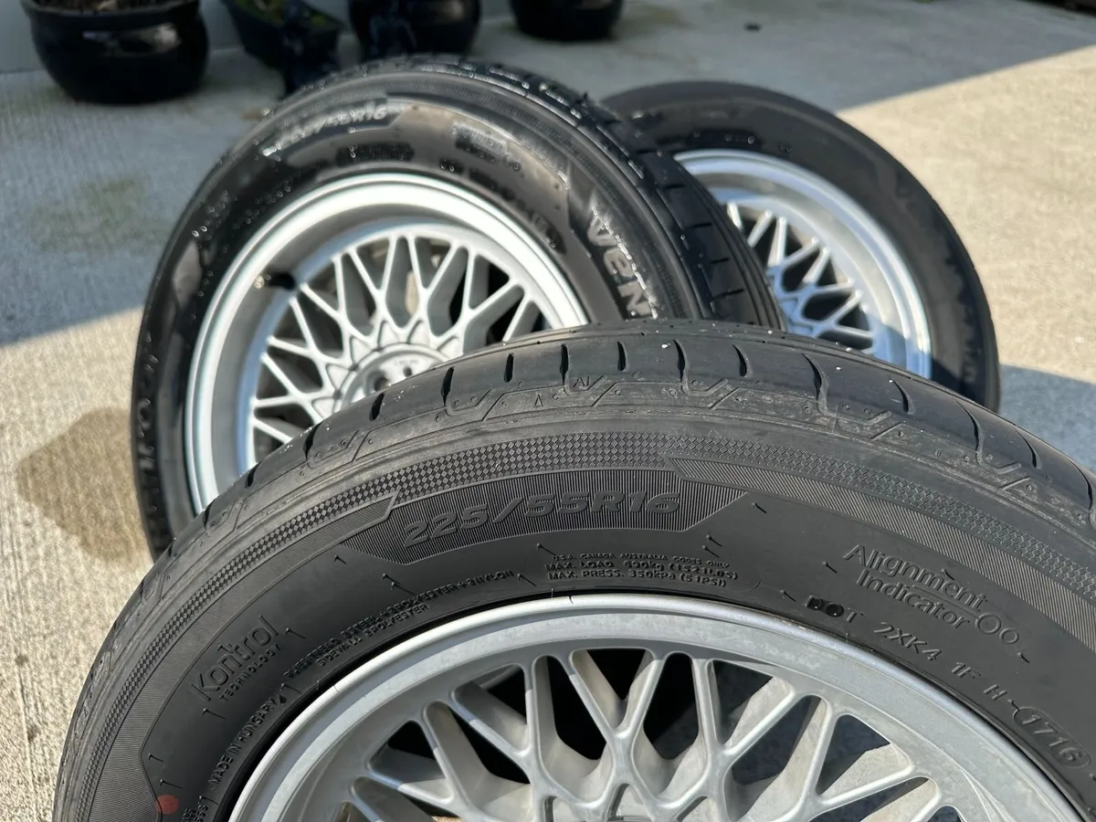 BMW vintage E34 16" & 15" E28 alloy wheels & tyres - Image 4