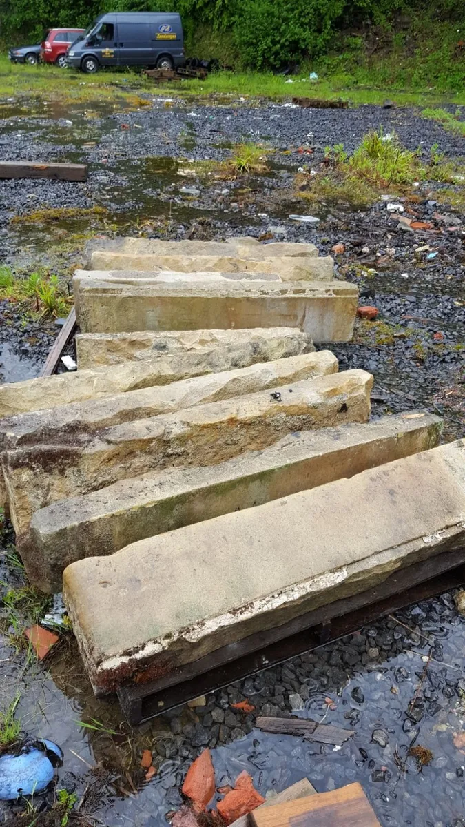 Sandstone Posts - Image 1