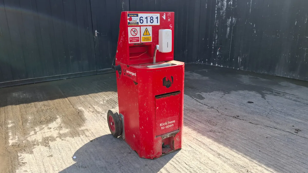 Armorgard ScrubKart – Site Cleaning - Image 1