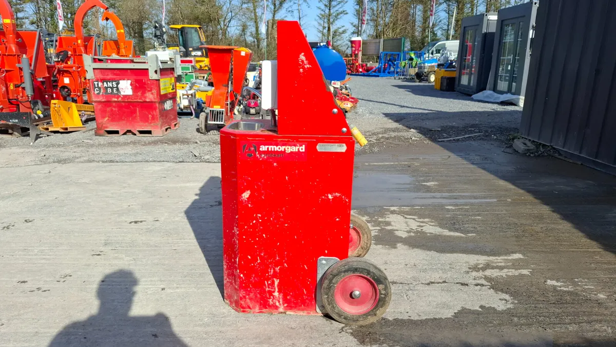 Armorgard ScrubKart – Site Cleaning - Image 4