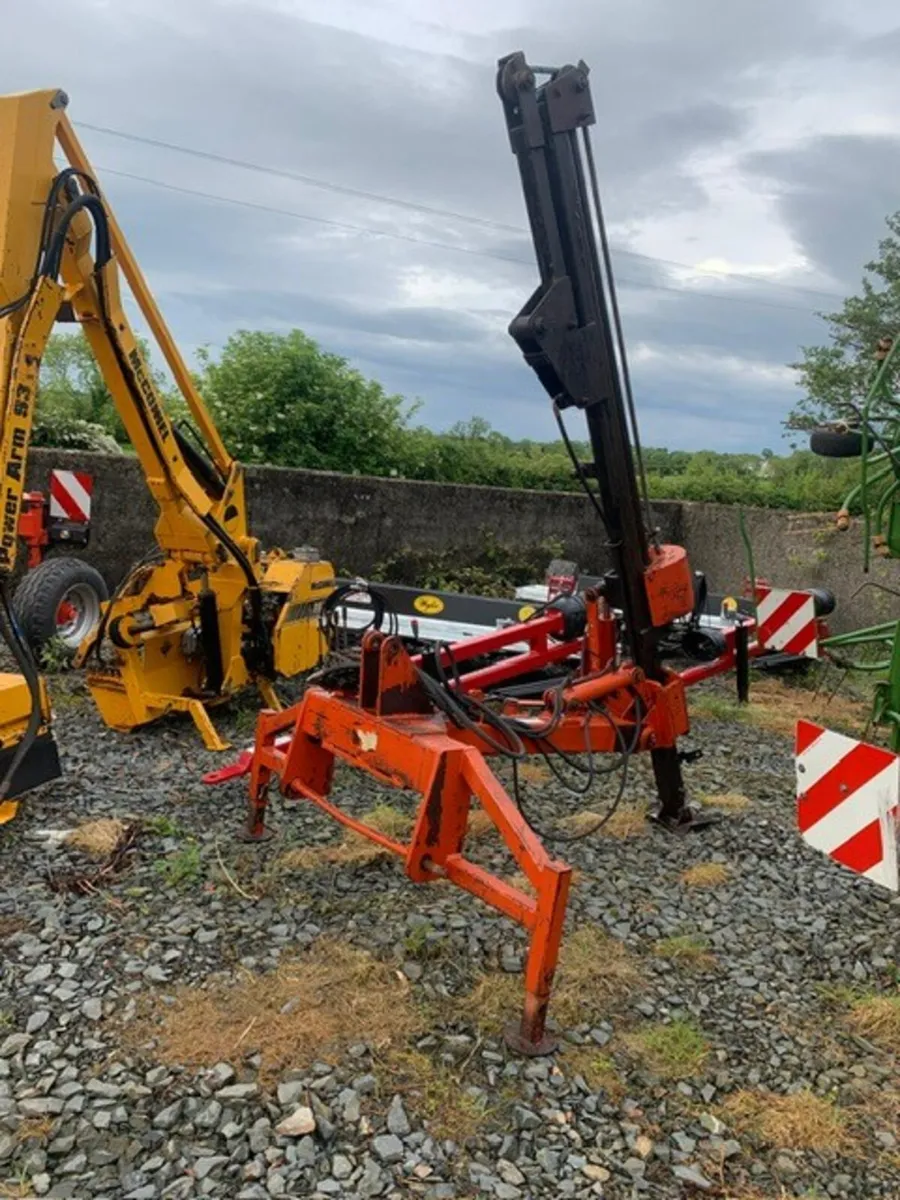QUANTOCK POSTDRIVER, HYD SWING - Image 1