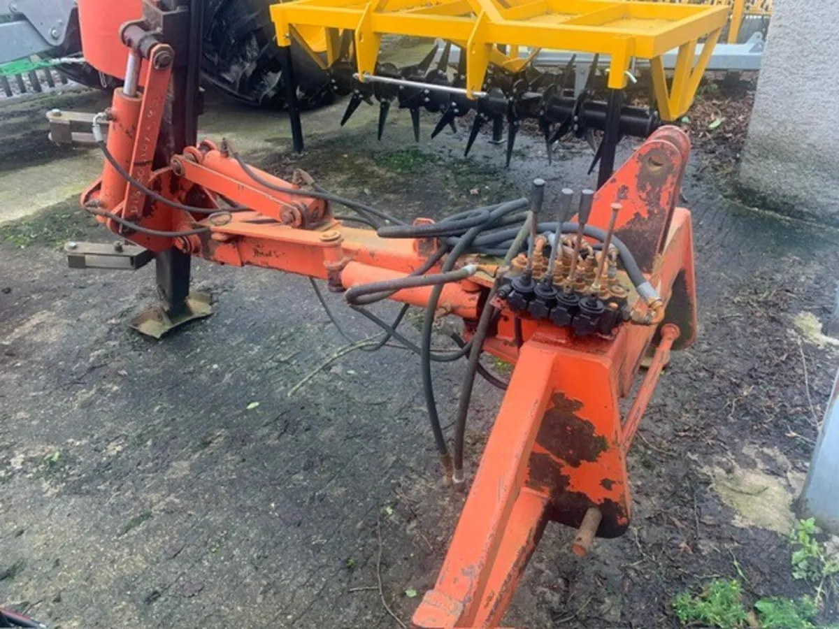 QUANTOCK POSTDRIVER, HYD SWING - Image 2