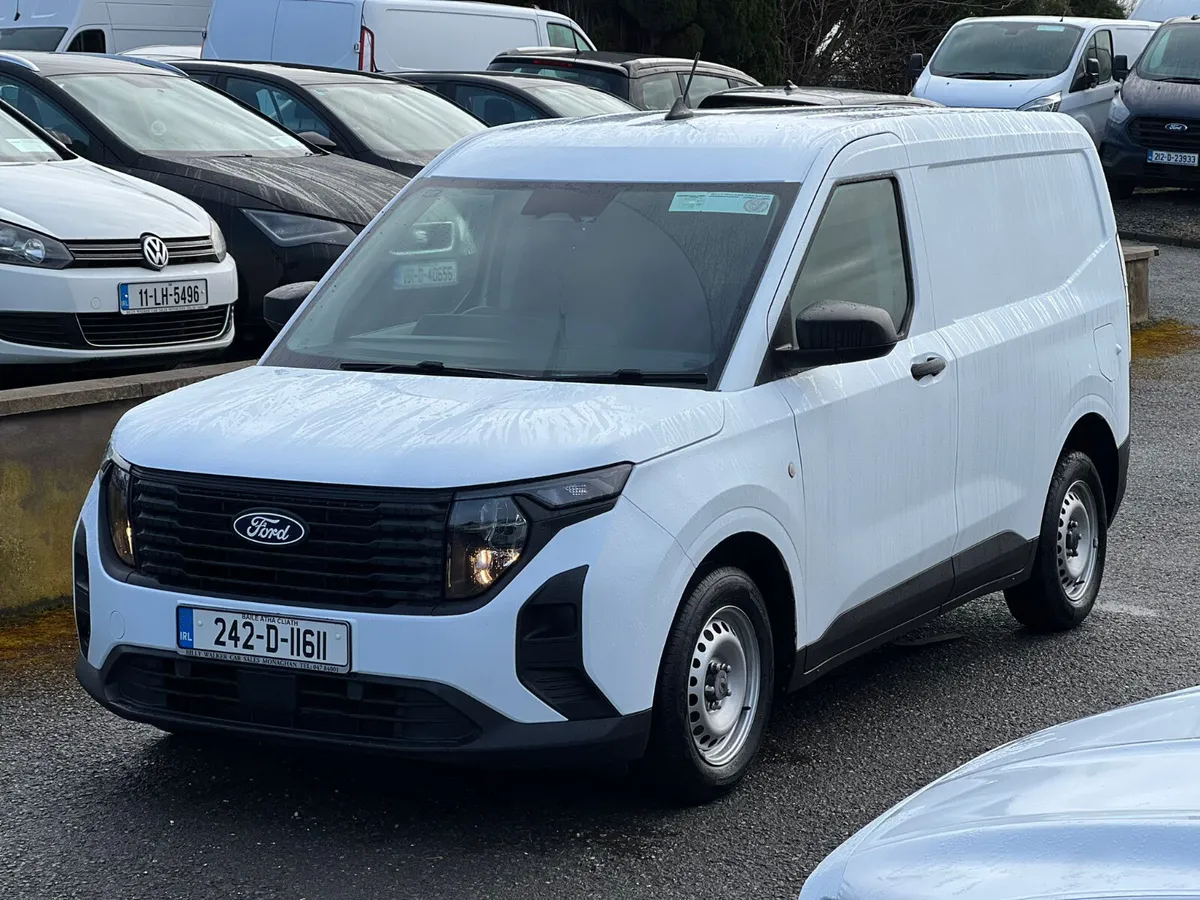 Ford Transit Courier 2024 - Image 3