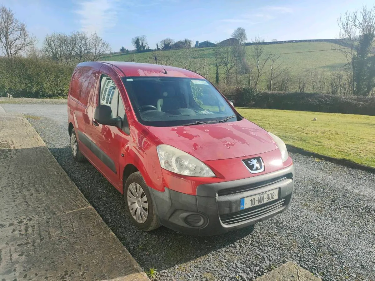 2010 Peugeot Van test till Feb 2027 - Image 1
