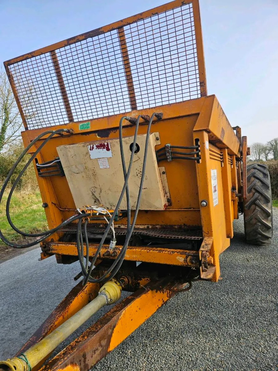 Rear discharge muck spreader - Image 4