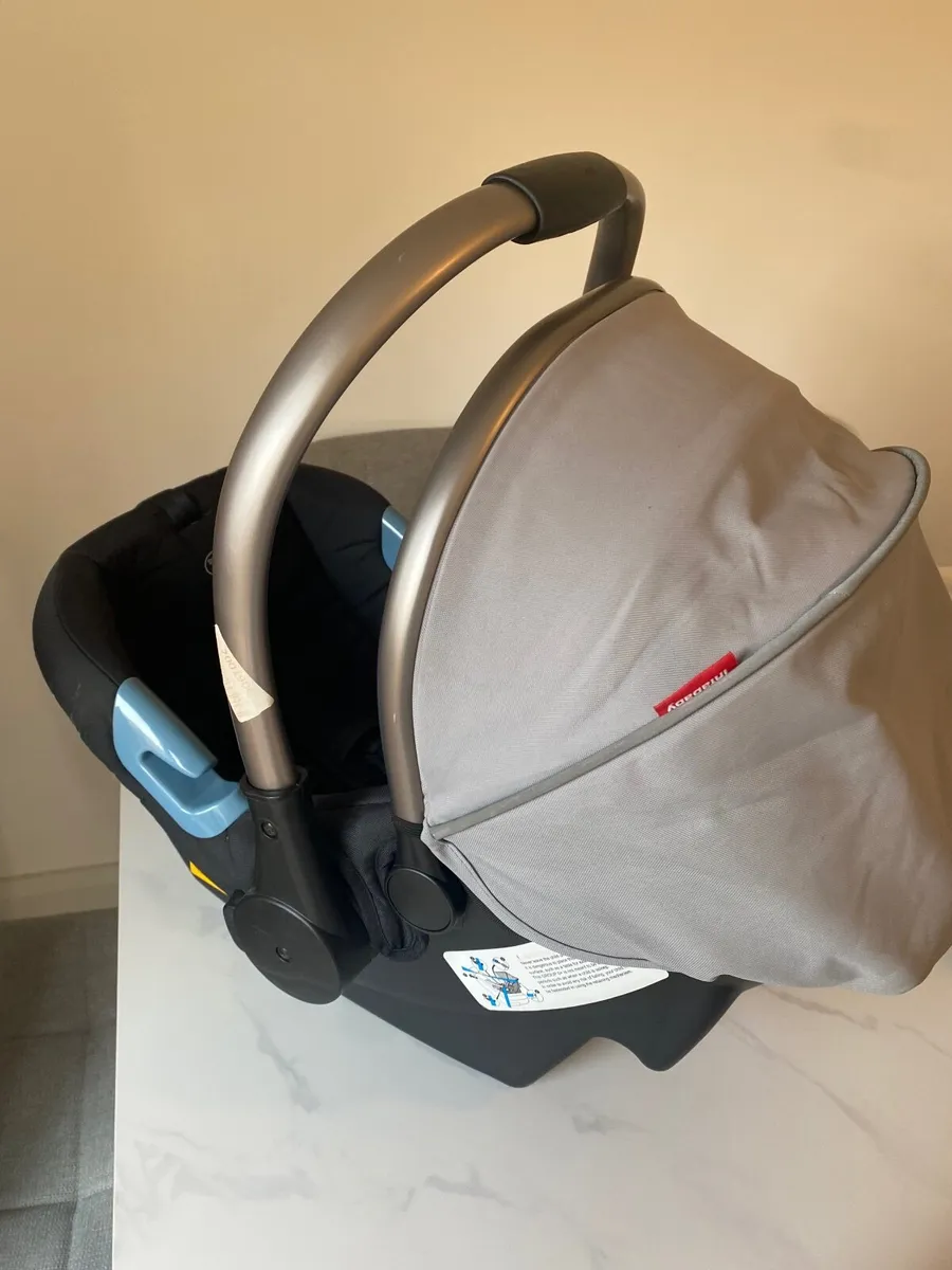 Infababy Car Seat - Image 2