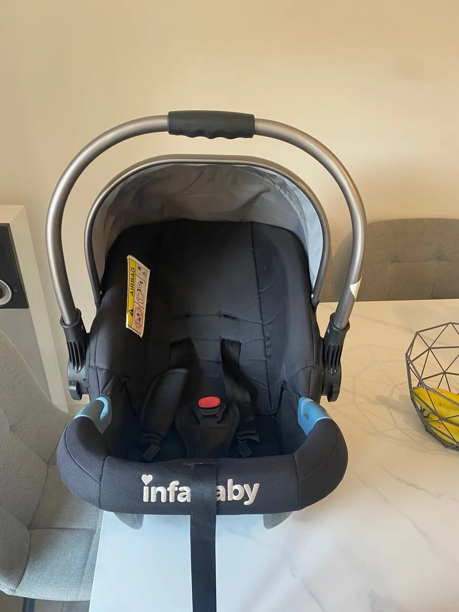 Infababy Car Seat - Image 1