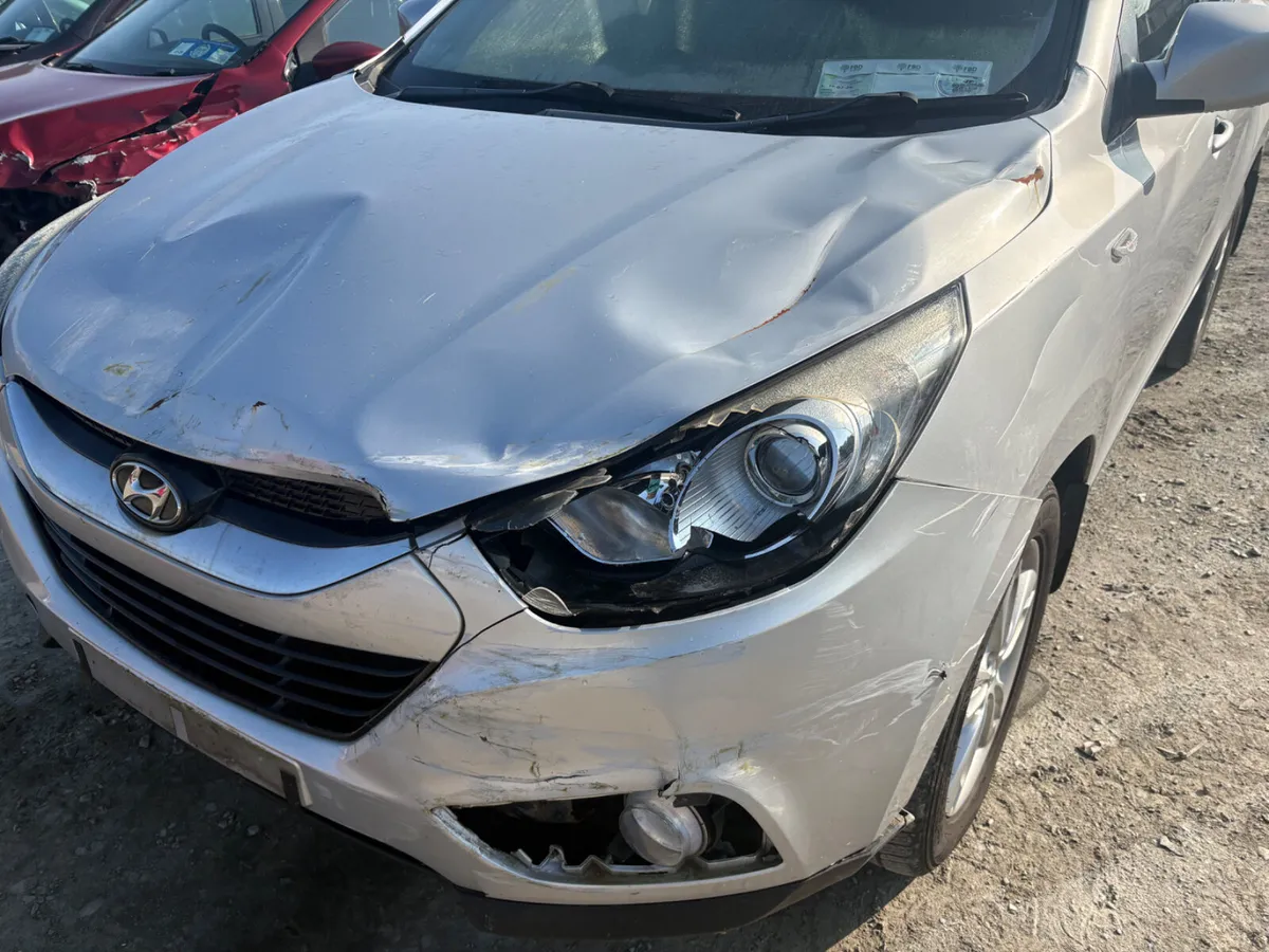 2013 Hyundai ix35 1.7 Diesel  drive away - Image 2