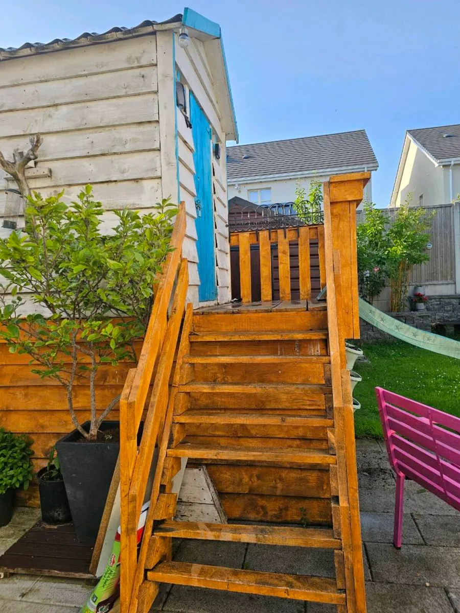 tree house - Image 1