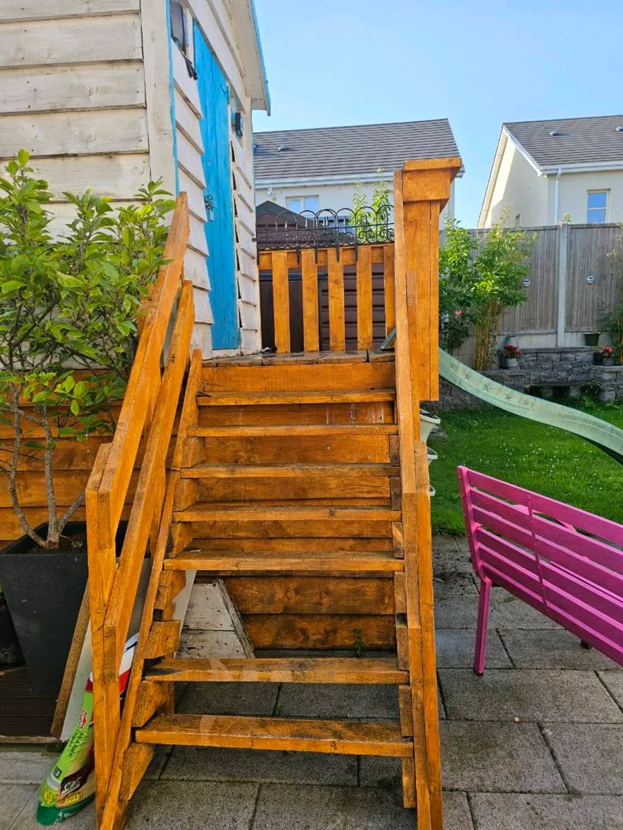 tree house - Image 2