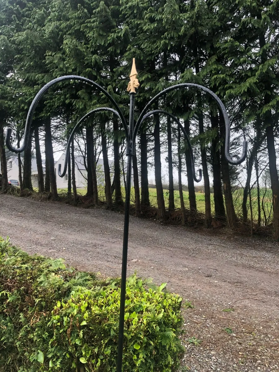 Bird feeder - Image 3