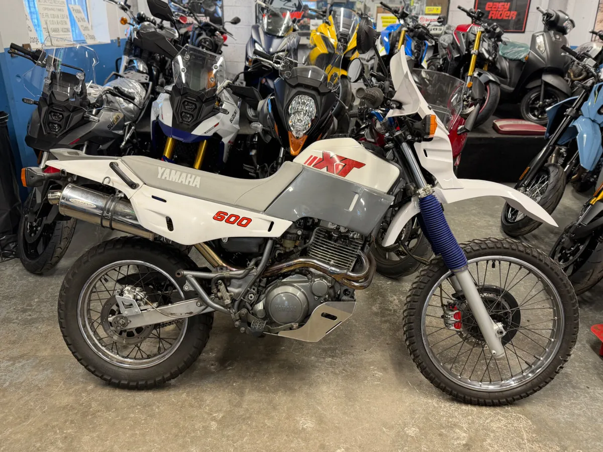 1995 YAMAHA XT600 - Image 1