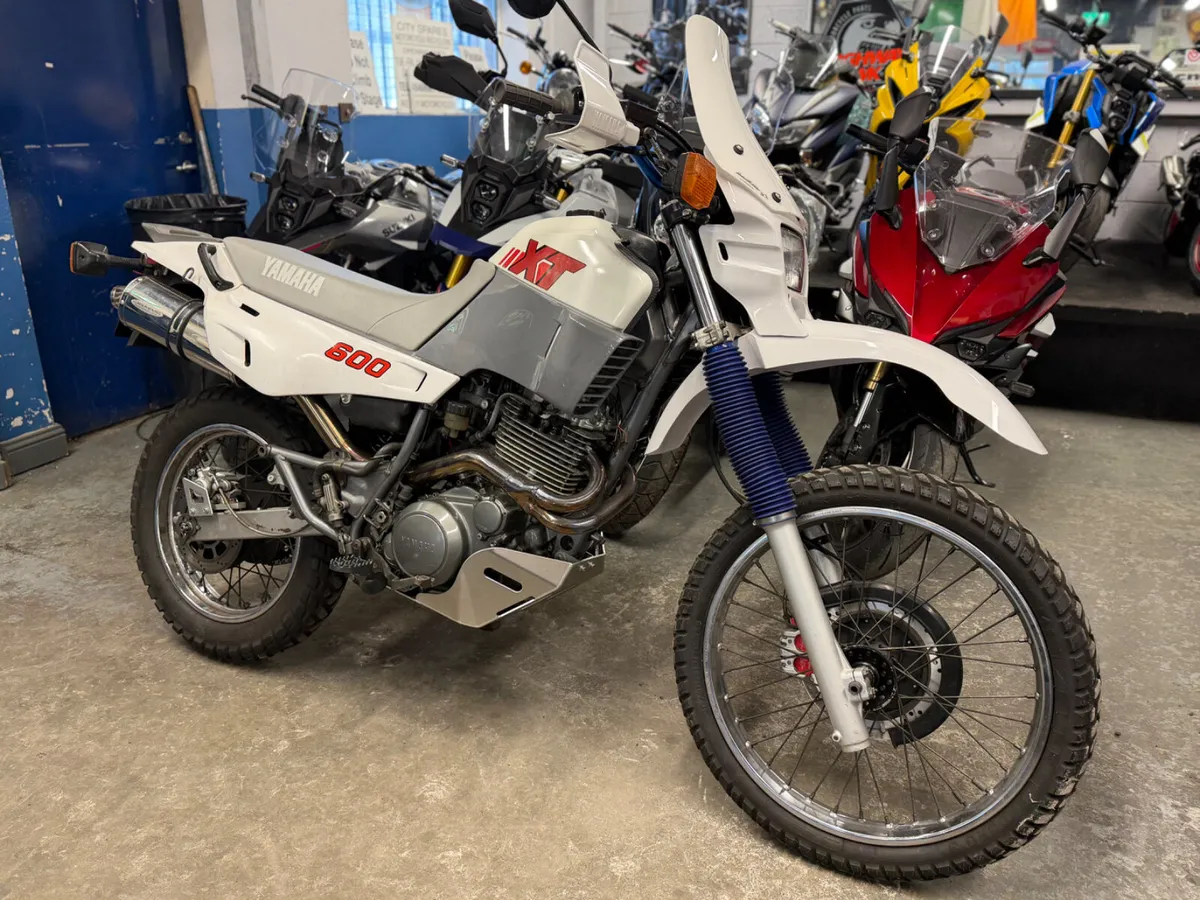 1995 YAMAHA XT600 - Image 2