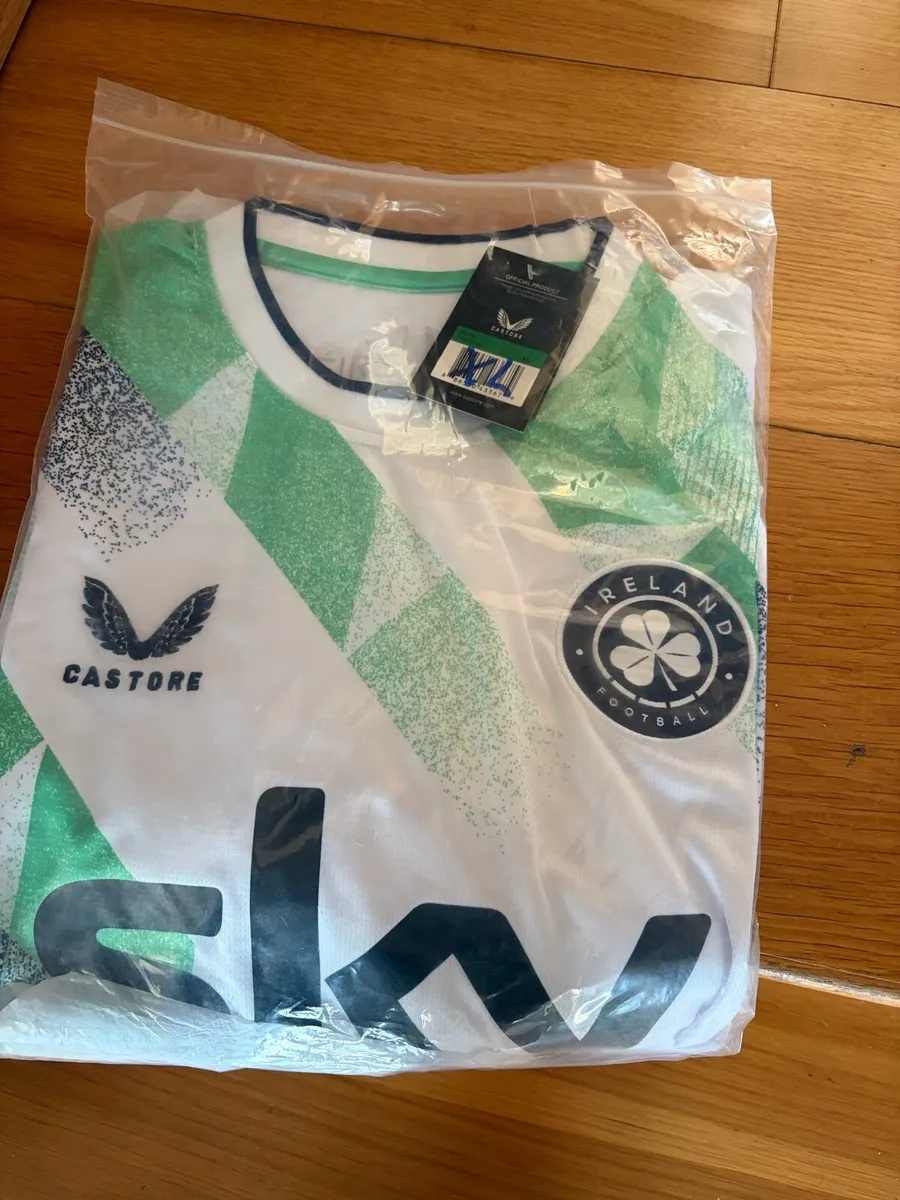 2026 Ireland men’s soccer jersey - away - new - Image 1