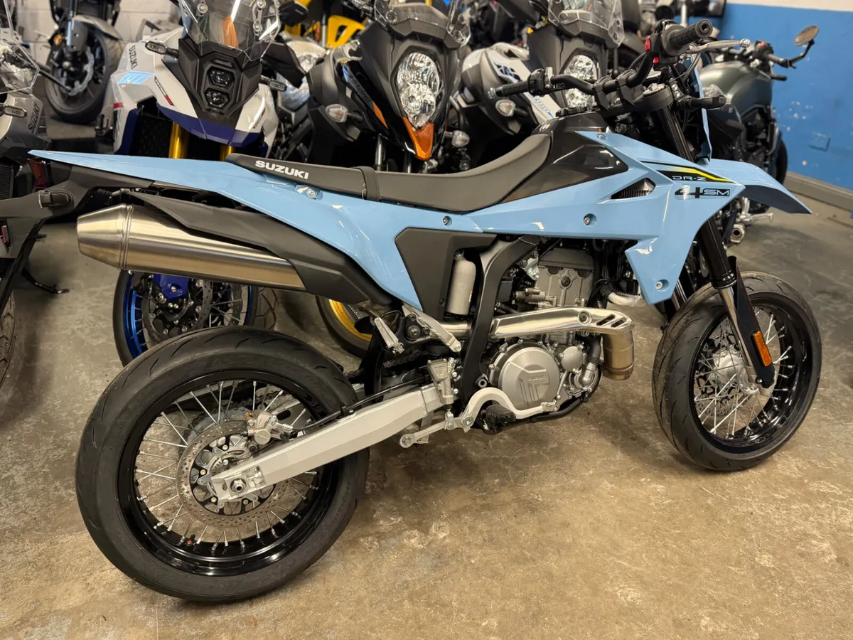 2026 SUZUKI  DRZ400SM - Image 3