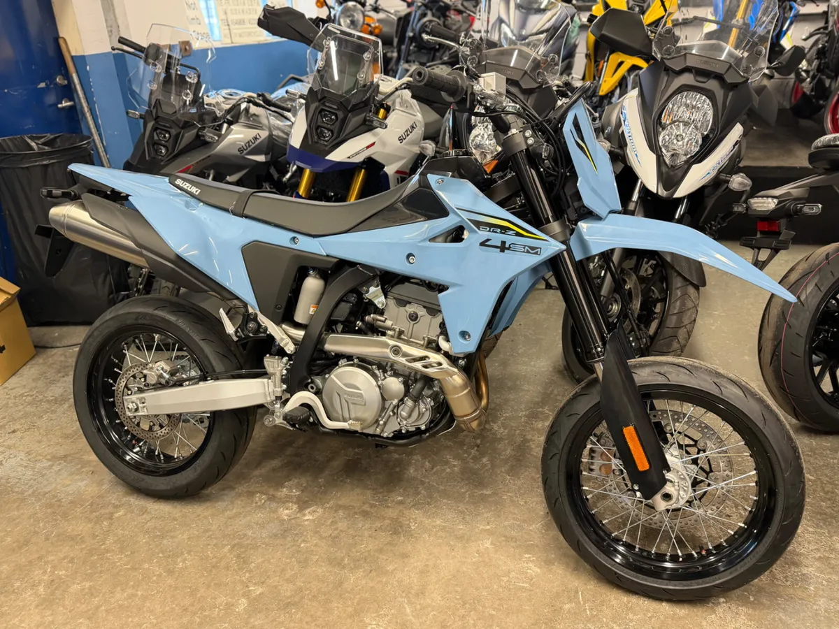 2026 SUZUKI  DRZ400SM - Image 2