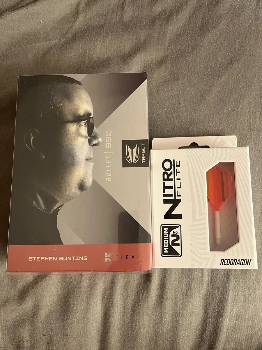 Stephen Bunting 95k darts 22g and Nitro flights - Image 1