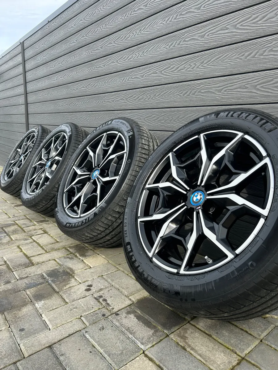 19” GENUINE BMW X3 ALLOY WHEELS & TYRES - Image 1
