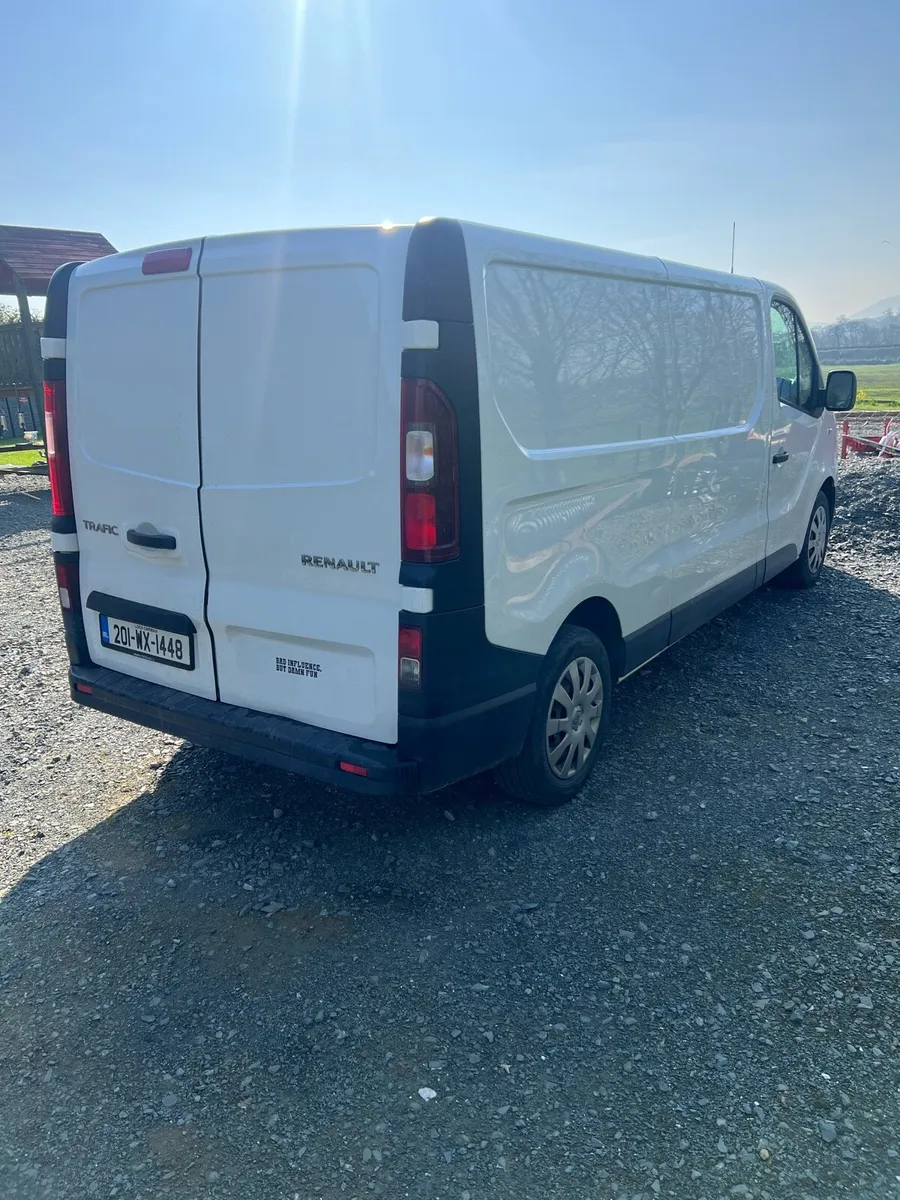 Renault Traffic 2.0LTR TAX & TEST - Image 3