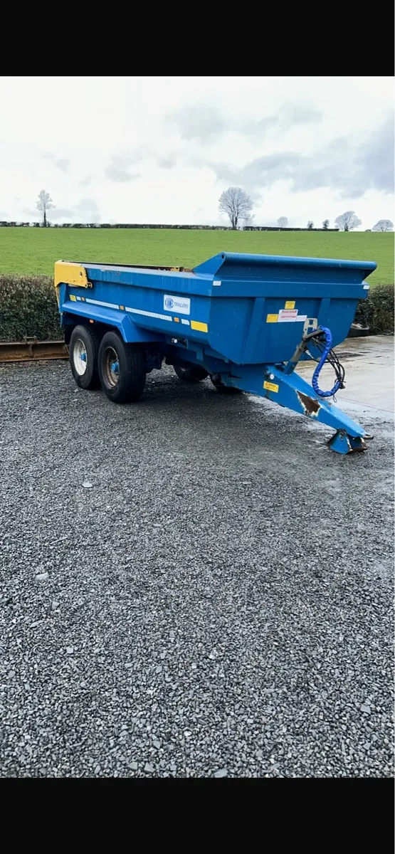 Dump trailer