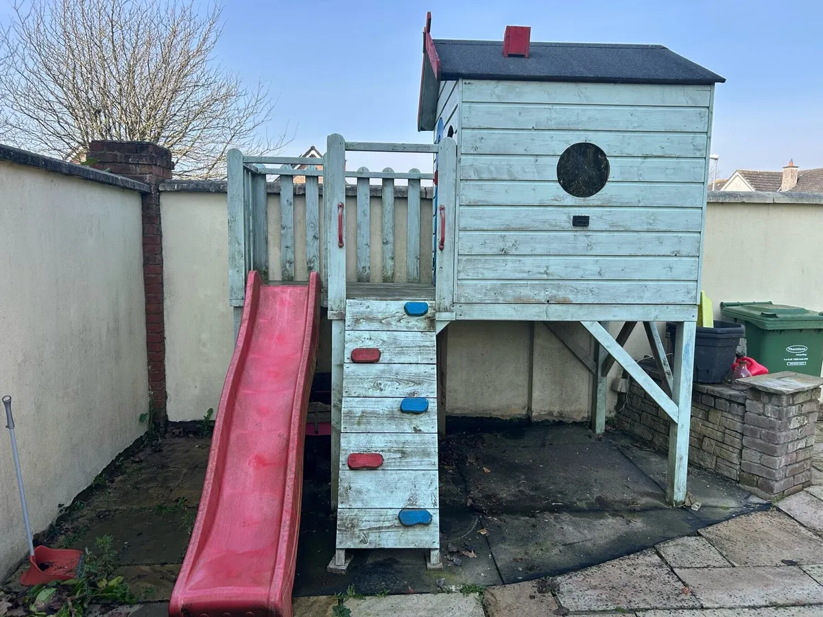 Kids play house - Image 2