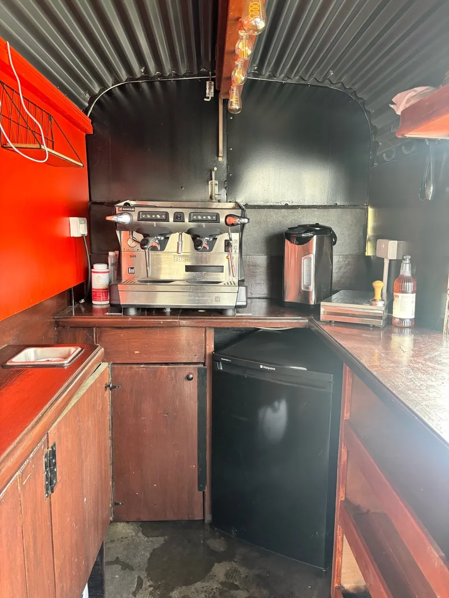 Horse Box Coffee Cart - Image 4