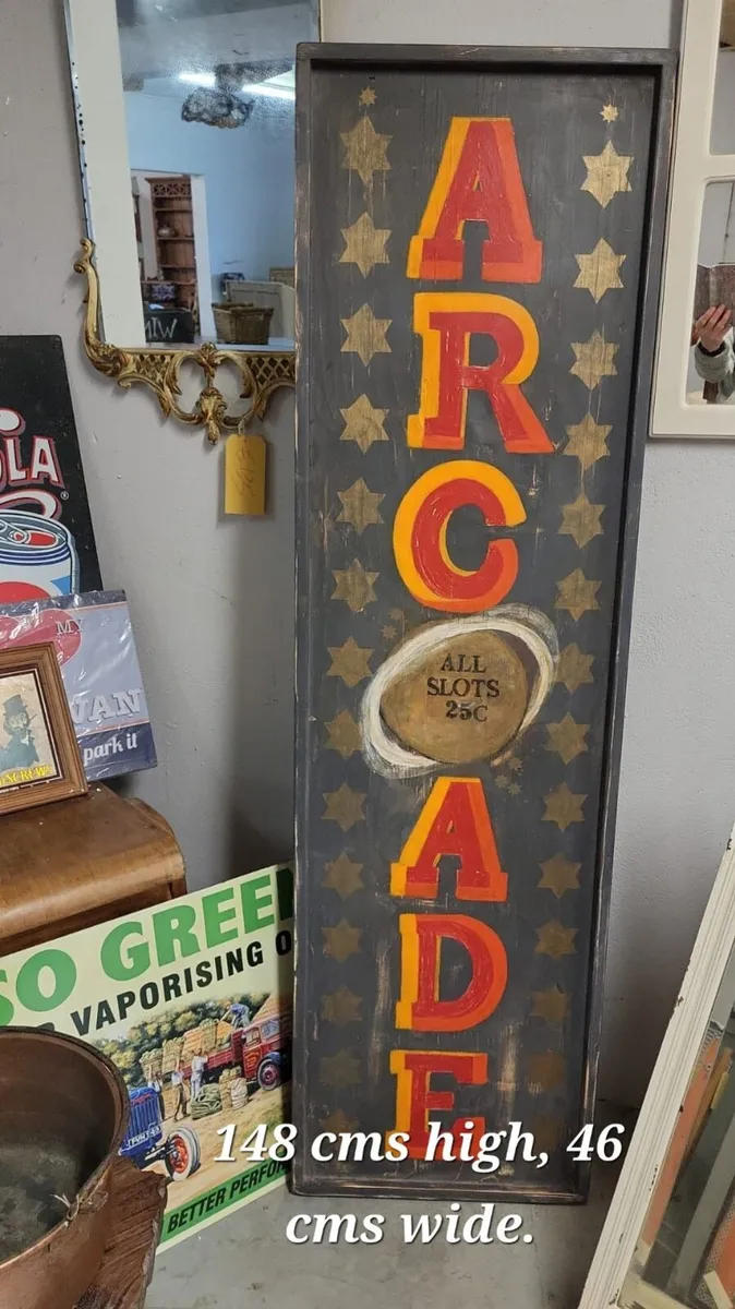 Large wooden vintage style arcade sign - Image 3
