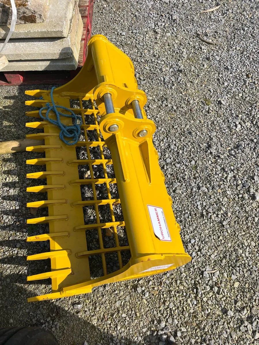 Rake Riddle bucket - Image 2