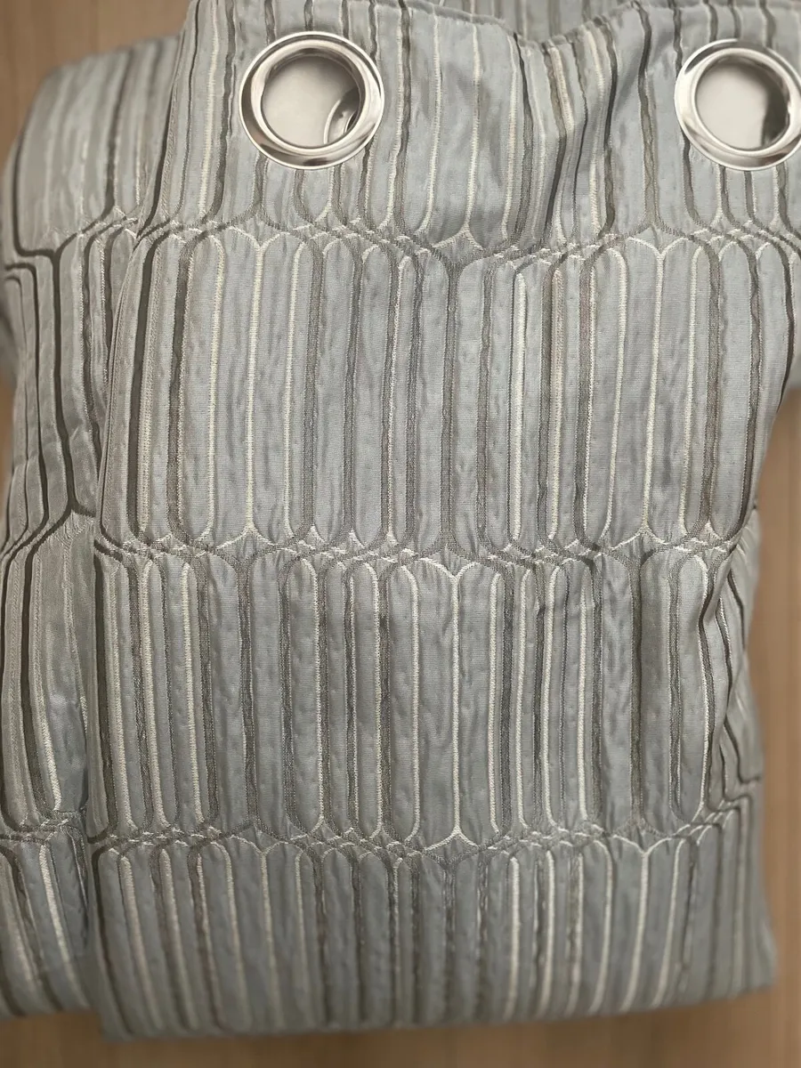 Dusty blue eyelet curtains - Image 2