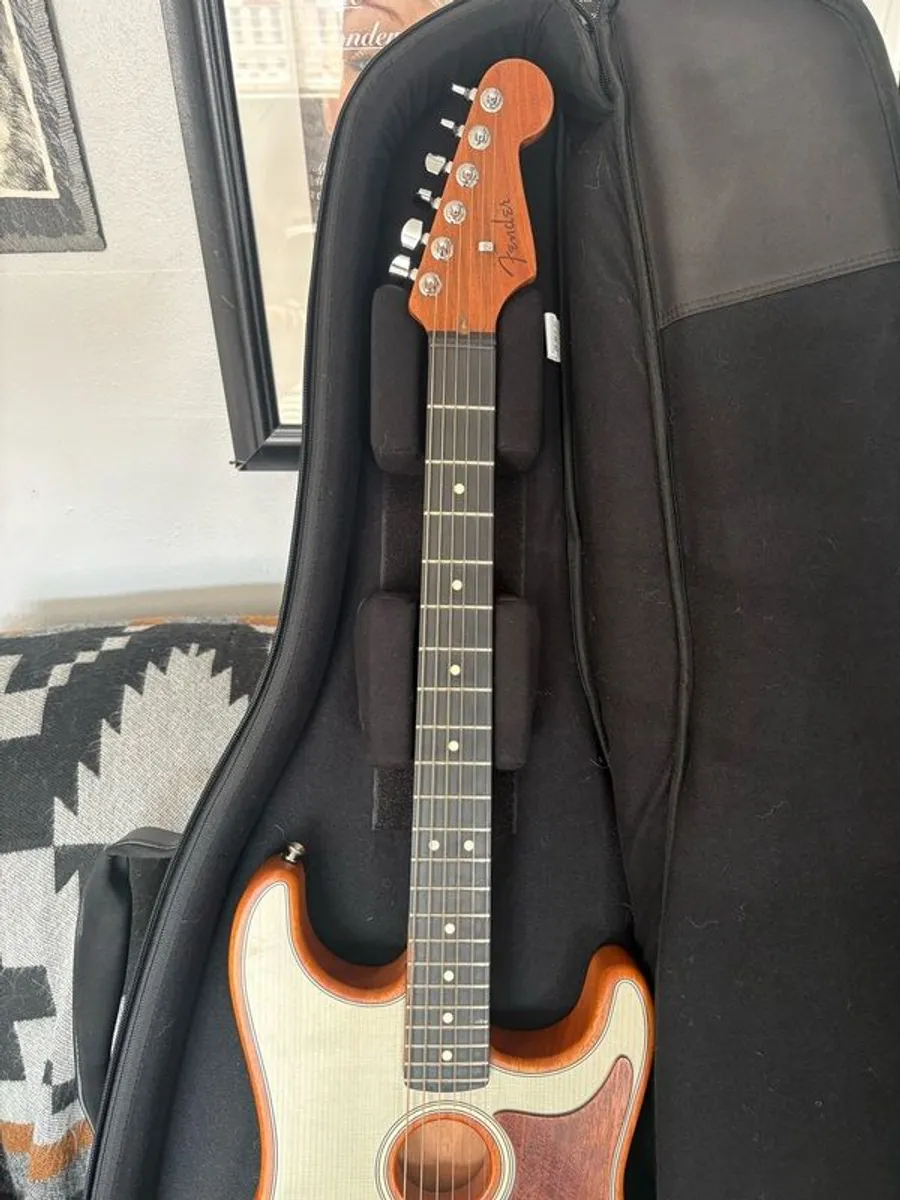 Fender Acoustasonic AM - Image 3