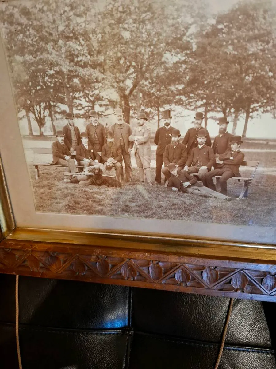 Antiques walnut framed photos - Image 1