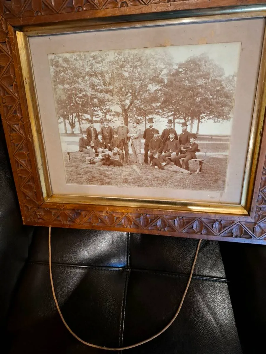 Antiques walnut framed photos - Image 4
