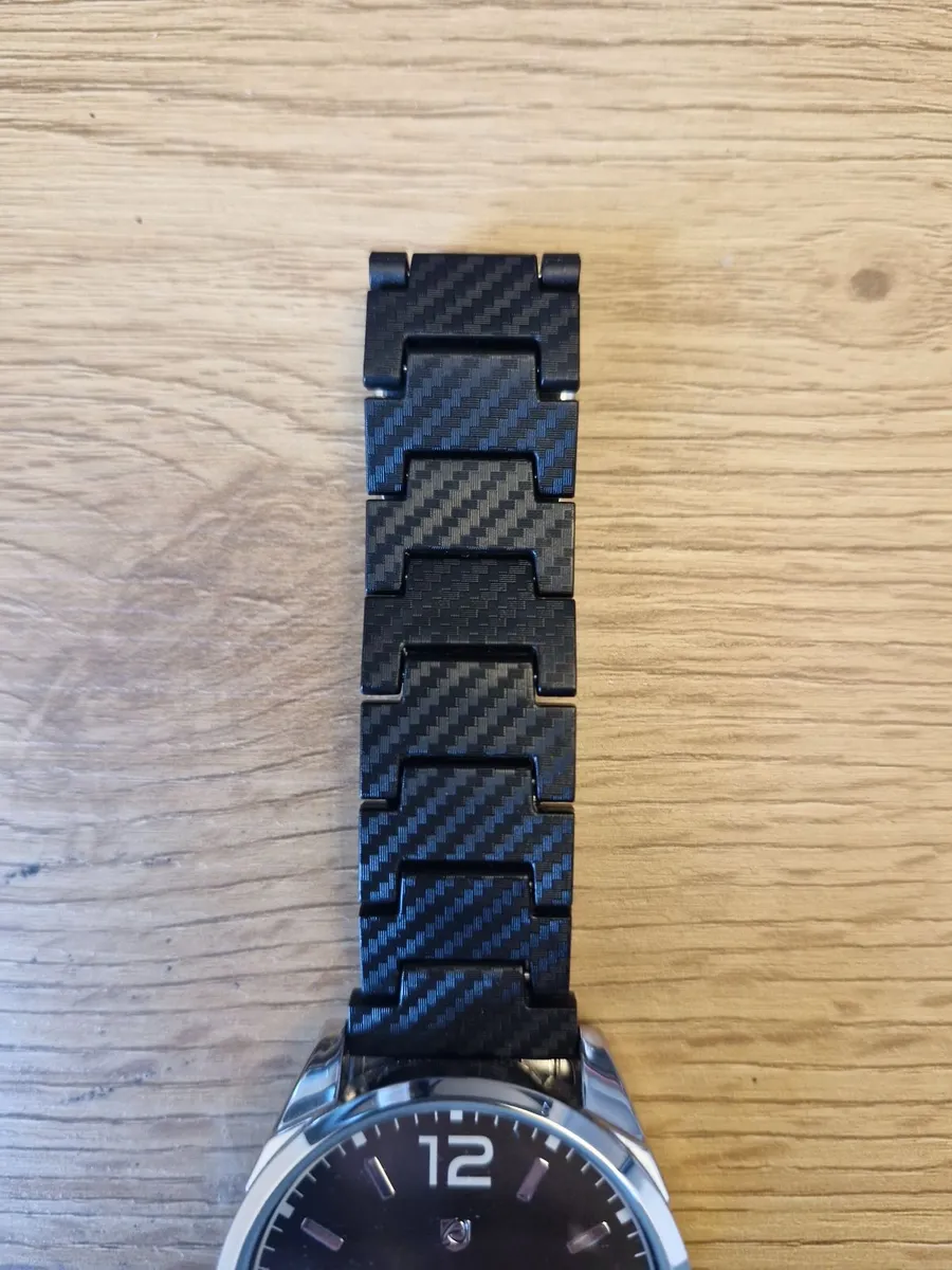 Carbon Fiber Watch Strap 22mm - Image 2