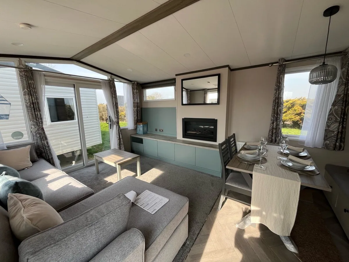 Victory Lockwood mobile home - Image 2