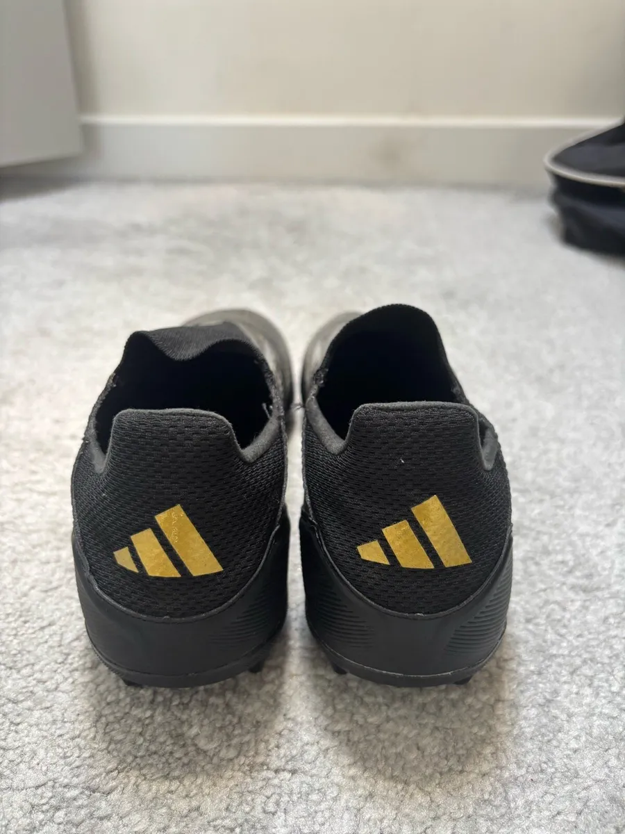 Adidas F50 laceless black - Image 2